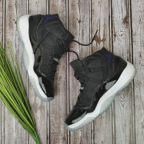 Jordan Other - Air Jordan 11 Retro 'Space Jam' Sneakers Sz 6.5Y